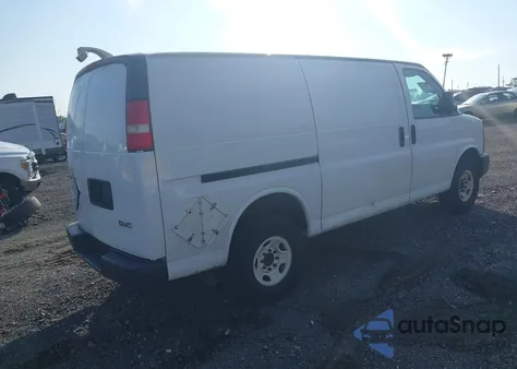 2010 GMC Savana 2500 Work Van z USA, uszkodzony, nr VIN 1GTZGFBA0A1163318